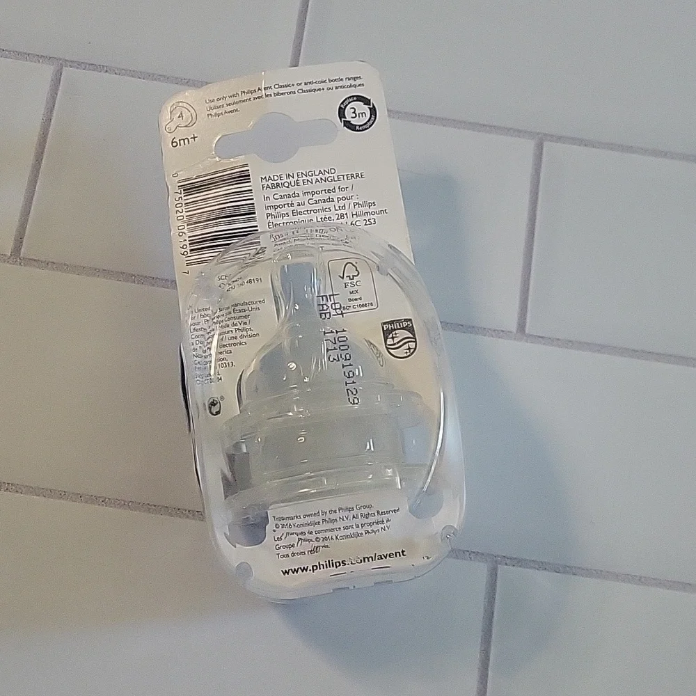 New! Pack of 2 Fast Flow Anti-colic nipples - Picture 3 of 3